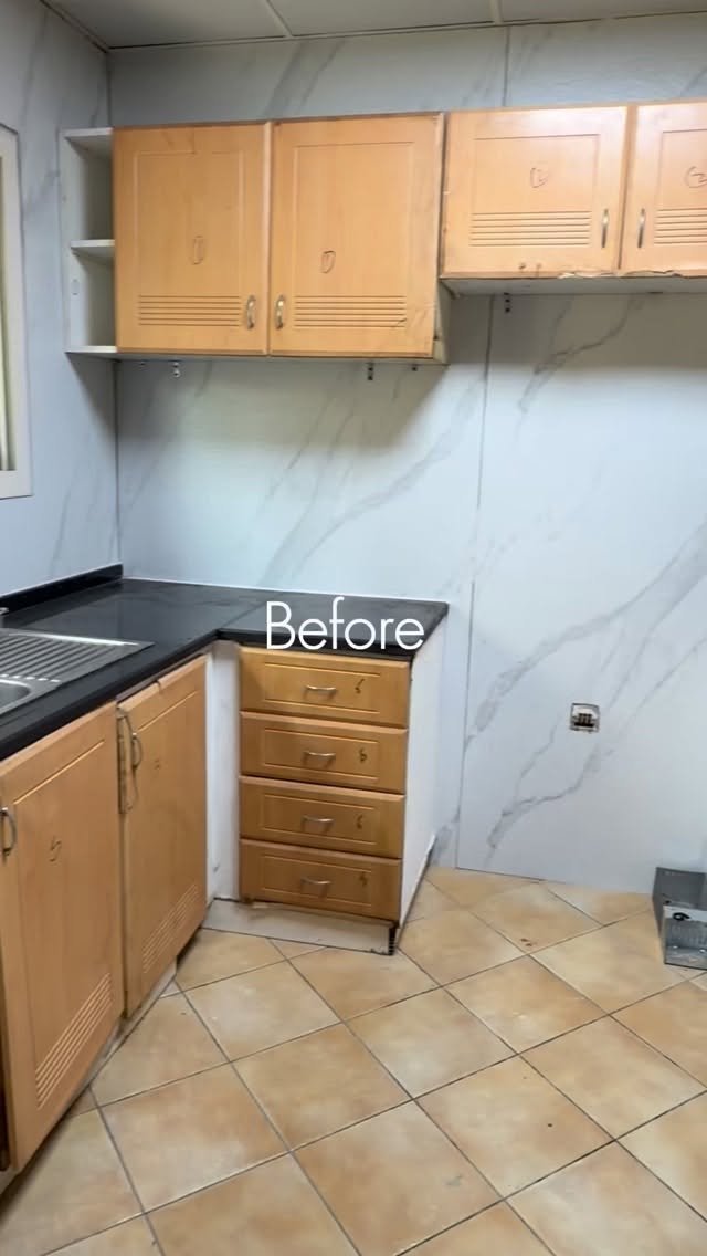 Clean. Modern. Elegant.
A smart way to upgrade your space without replacement.
📩 DM us for inquiries
#dubai #interiordesign #kitchenwrap